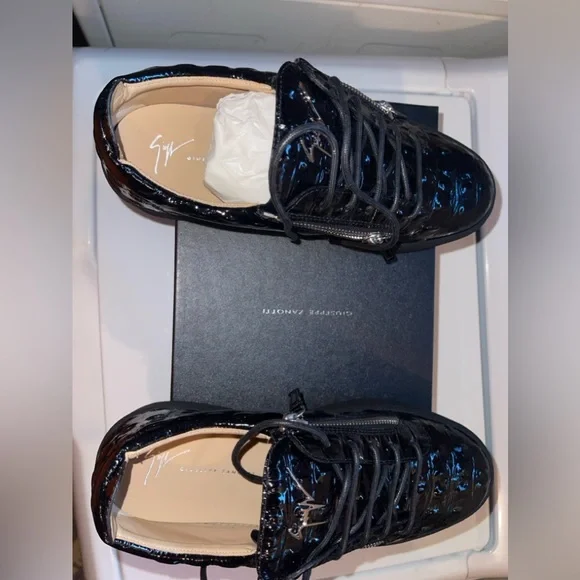 Brand new Giuseppe Zanotti